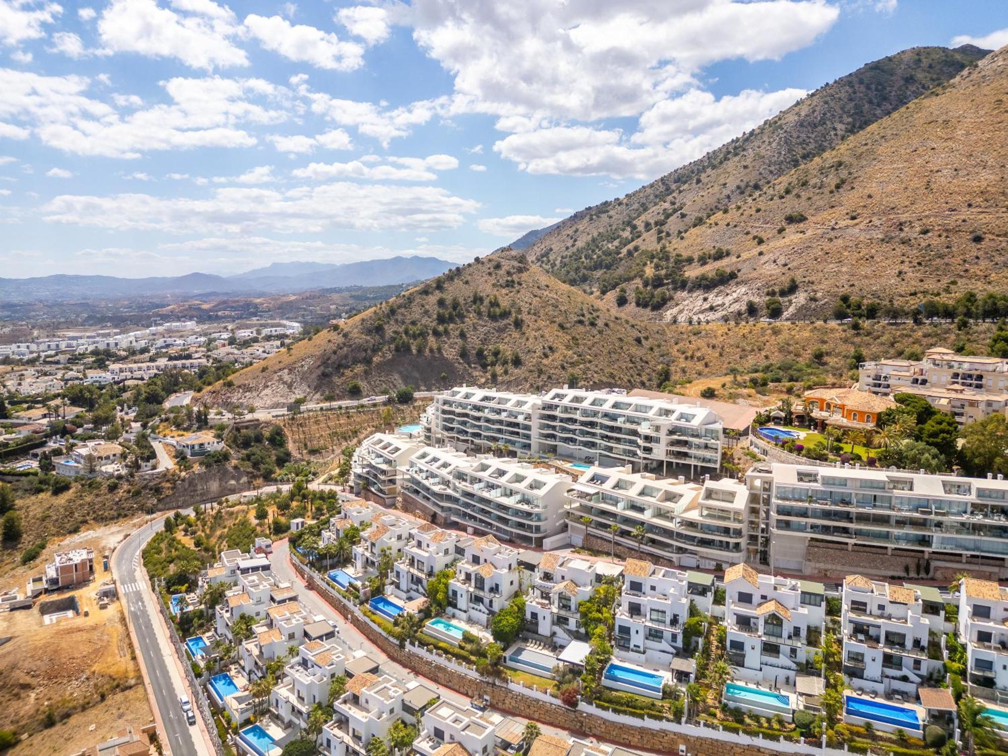 Panoramic Sea View 4 Bedroom Stupa Duplex With Jacuzzi * Benalmadena